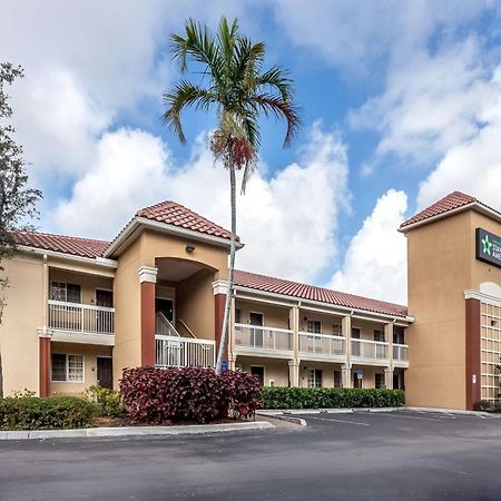 Extended Stay America Suites - Miami - Airport - Дорел Экстерьер фото